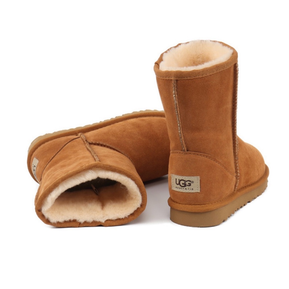 UGG Short Boots in Tan Suede